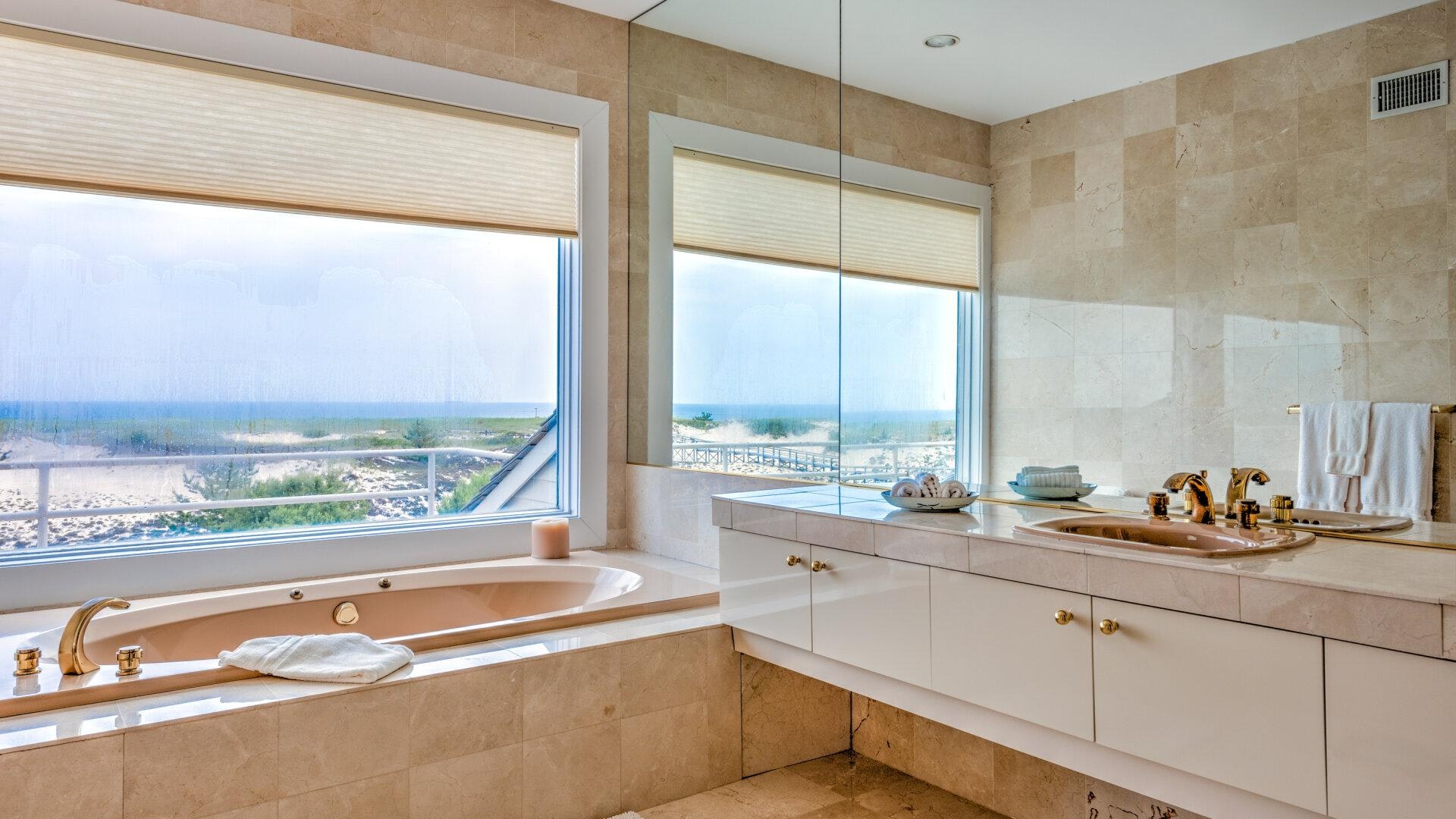 Ocean Views Vacation Home in Southampton Five Bedroom