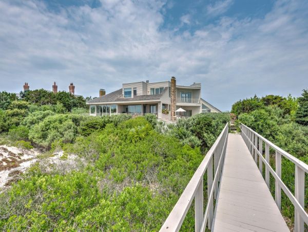 Ocean Views Vacation Home in Southampton Five Bedroom