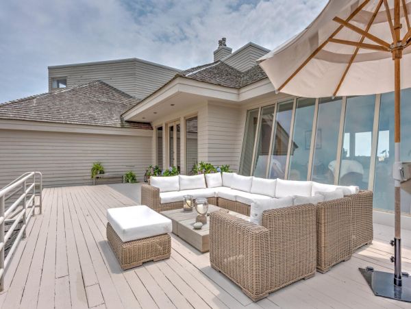 Ocean Views Vacation Home in Southampton Five Bedroom
