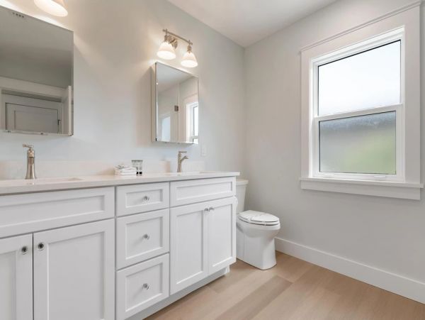 Charming Holmes Beach Vacation Home Two Blocks from Beach