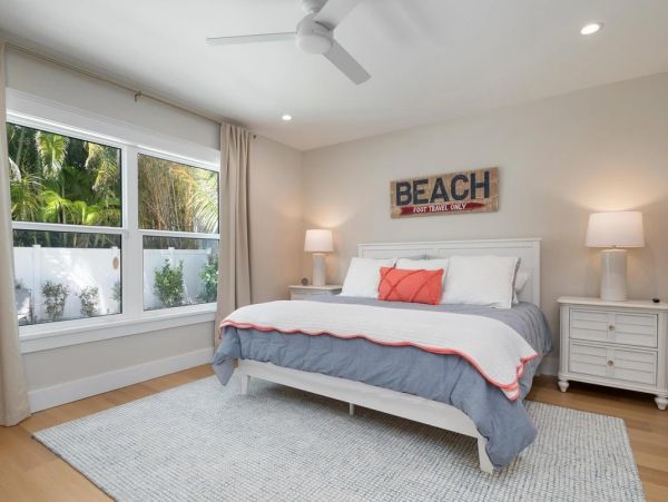 Charming Holmes Beach Vacation Home Two Blocks from Beach