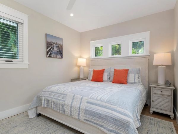 Charming Holmes Beach Vacation Home Two Blocks from Beach