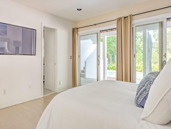 East Hampton Vacation Home Four Bedroom