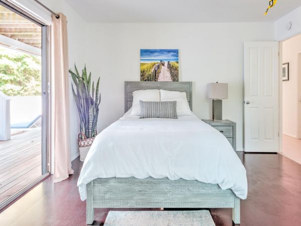 East Hampton Vacation Home Four Bedroom