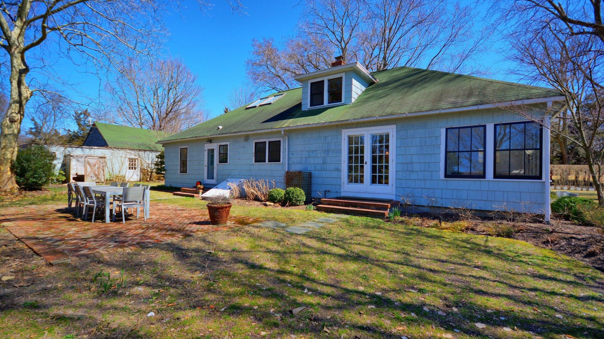 Hamptons Home 999831