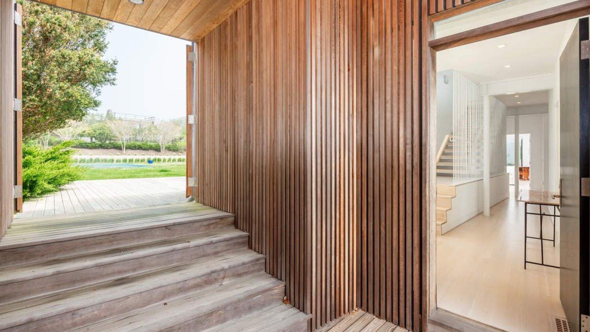 Hamptons Home 999833