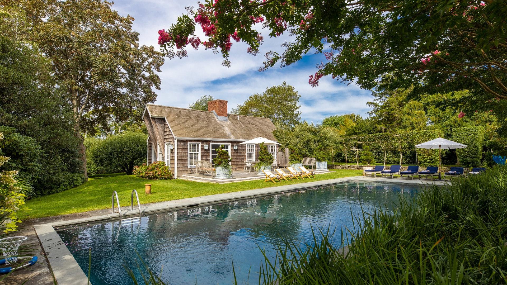 Gorgeous Hamptons Vacation Home with Private Pool Sleeps 16