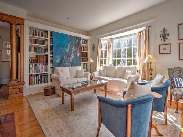Hamptons Home 999835