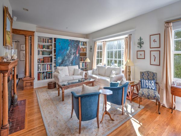 Hamptons Home 999835