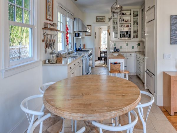 Hamptons Home 999835