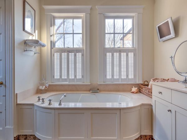 Hamptons Home 999835