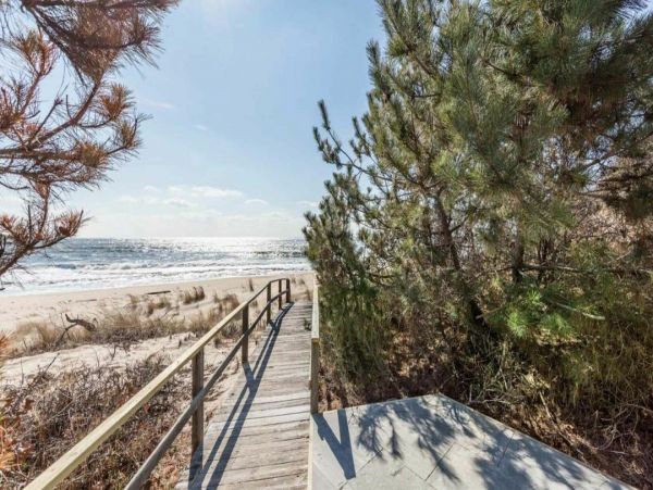 On Beach East Hampton Vacation Home Four Bedroom