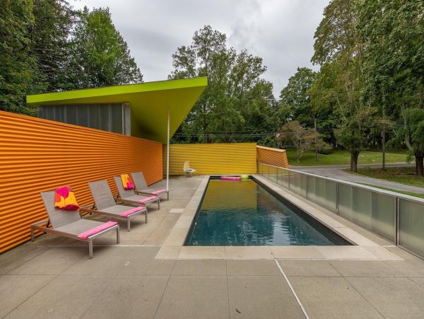 Hamptons Home 999837