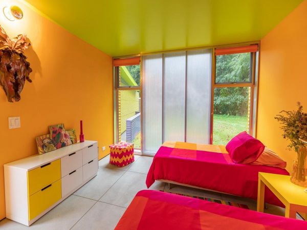 Hamptons Home 999837