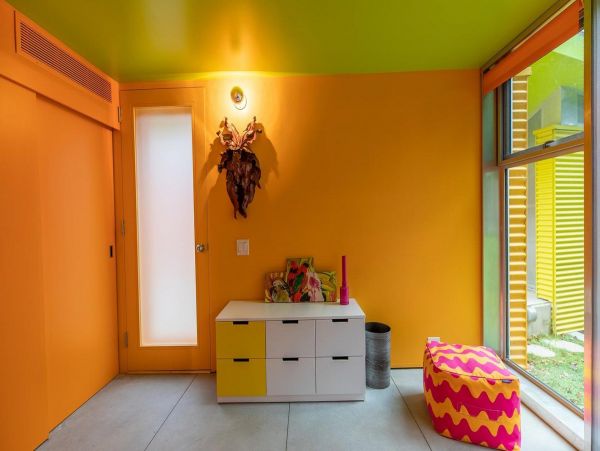 Hamptons Home 999837