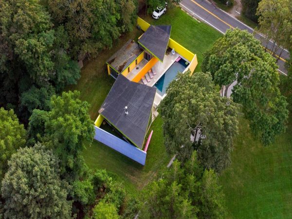 Hamptons Home 999837