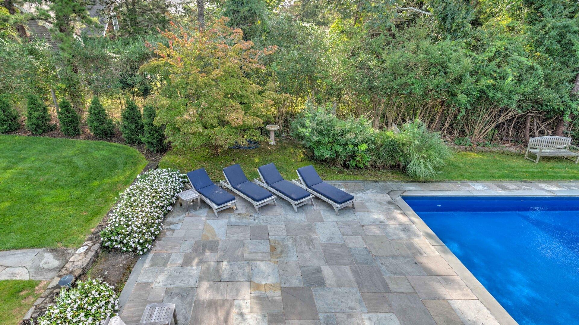 Southampton Vacation Home Six bedroom with Pool