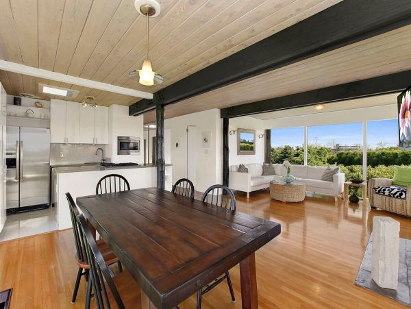 Hamptons Home 999841