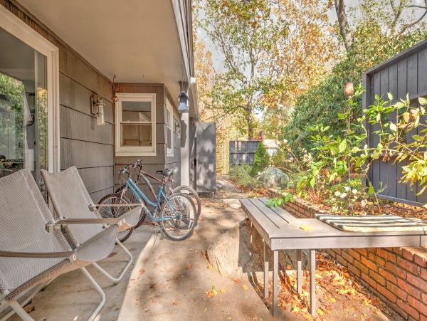 Hamptons Home 999843