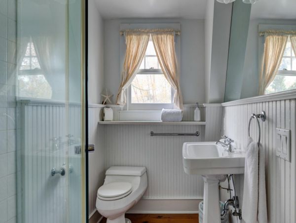 East Hampton Vacation Home Four Bedroom