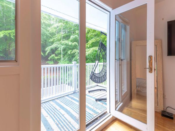 Amagansett Vacation Home Four Bedroom with Pool