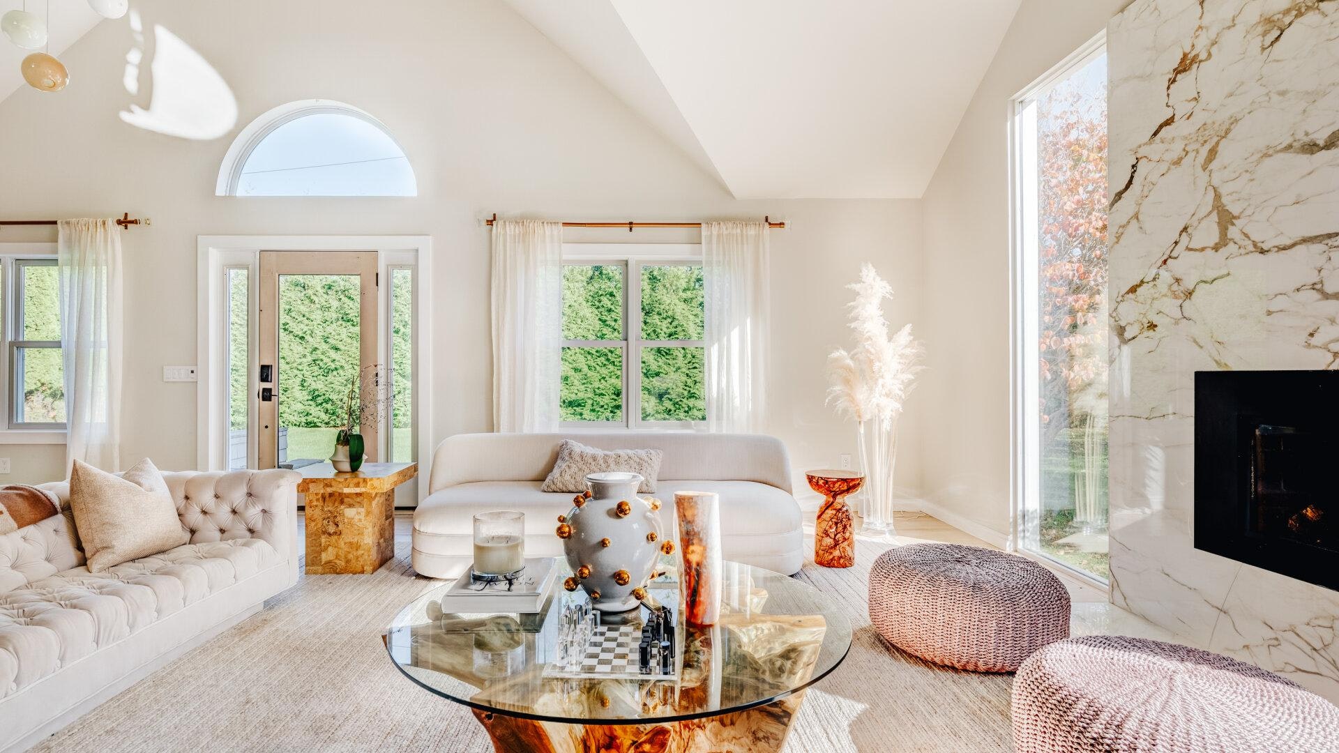 Bridgehampton Vacation Pool Home Four Bedroom
