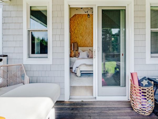 Bridgehampton Vacation Pool Home Four Bedroom