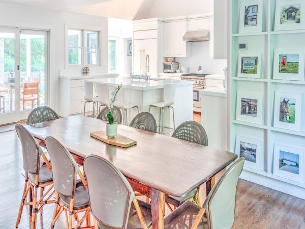 Southampton Vacation Home Five Bedroom with Pool