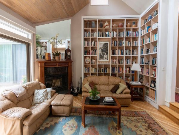 Gorgeous Hamptons Vacation Home with Private Pool & Hot Tub