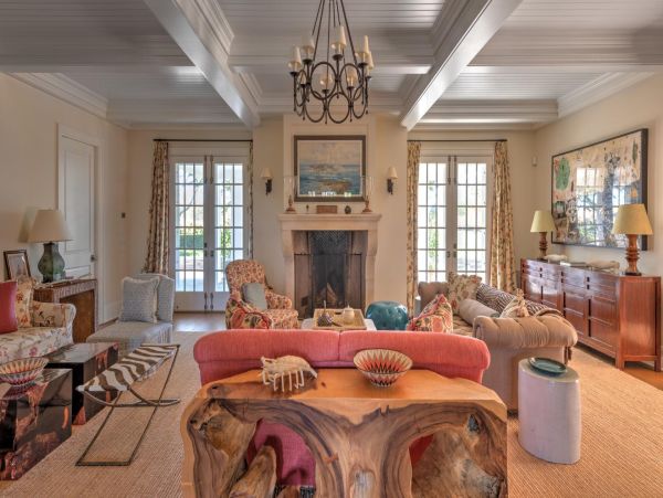Gorgeous Hamptons Vacation Home with Private Pool Sleeps 12