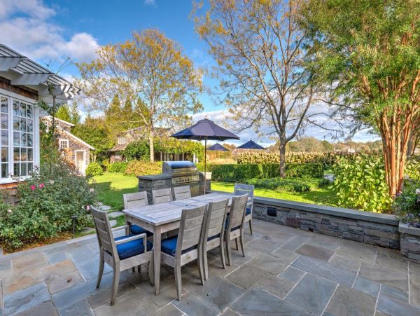 Gorgeous Hamptons Vacation Home with Private Pool Sleeps 12