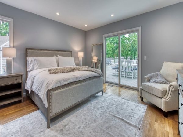 Beautiful Hamptons Vacation Rental with Private Pool