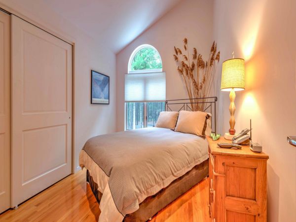 East Hampton Vacation Home Four Bedroom with Pool