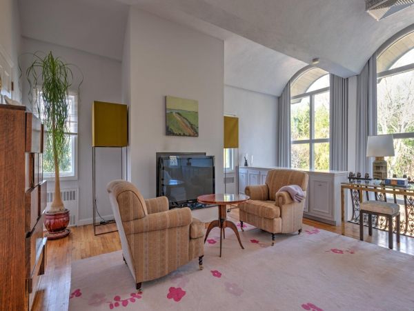 Bridgehampton Vacation Home with Pool Four Bedroom