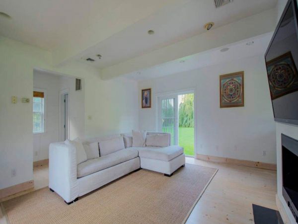 Hamptons Home 999858