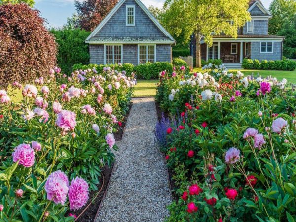 Hamptons Home 999858