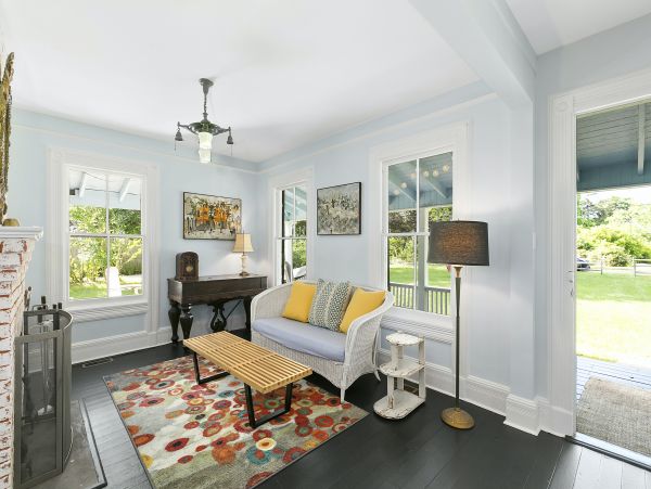 Beautiful Hamptons Vacation Home Five Bedrooms Sleeps 13