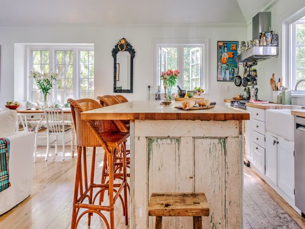 East Hampton Vacation Home Five Bedroom with Pool