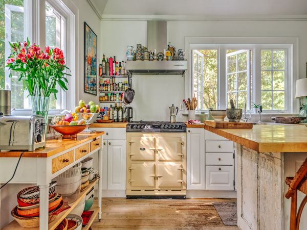 East Hampton Vacation Home Five Bedroom with Pool