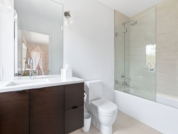 East Hamptons Vacation Home Five Bedroom