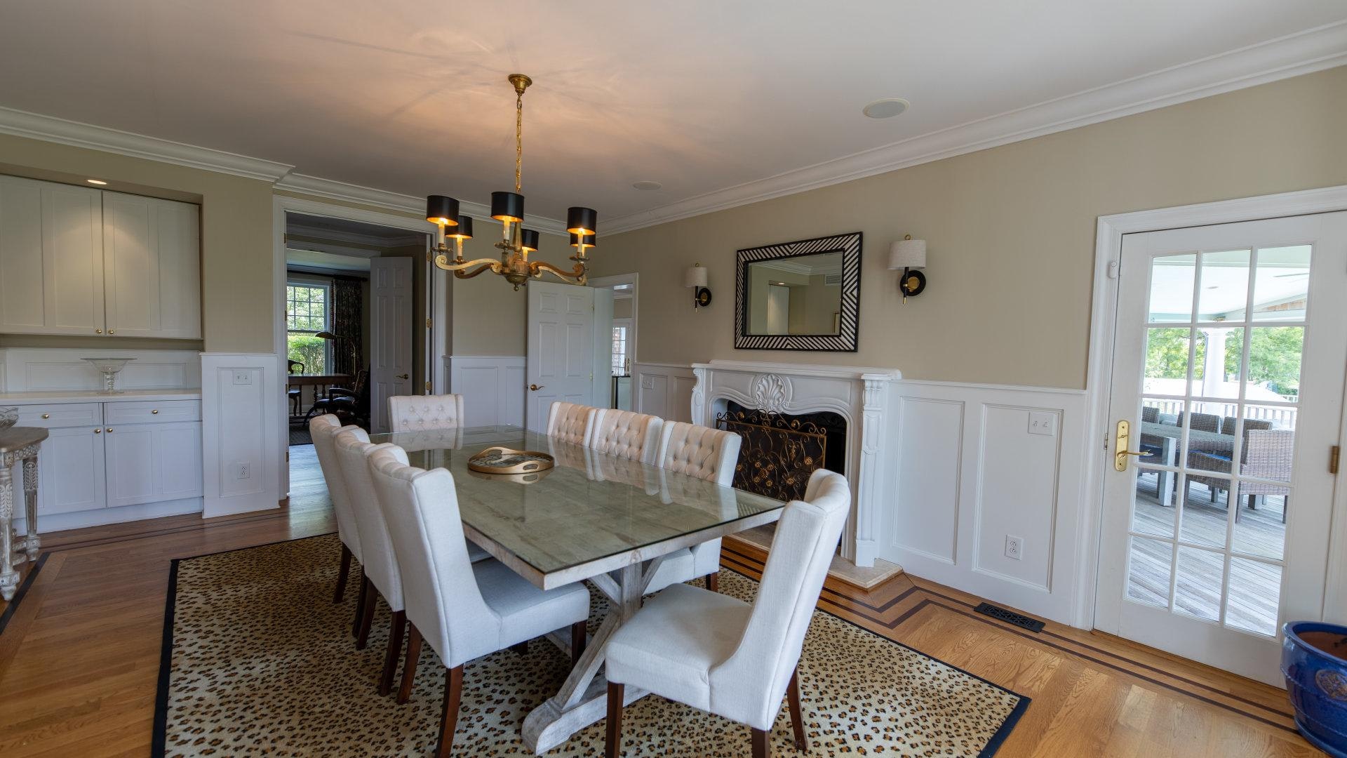 Stunning Hamptons Vacation Home with Private Pool Sleeps 14