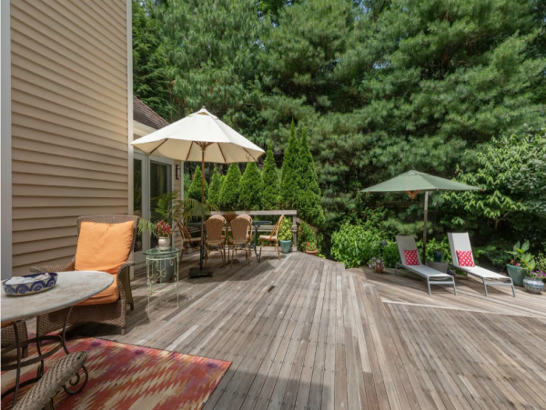 Luxury Sag Harbor Vacation Rental: Exclusive Hideaway