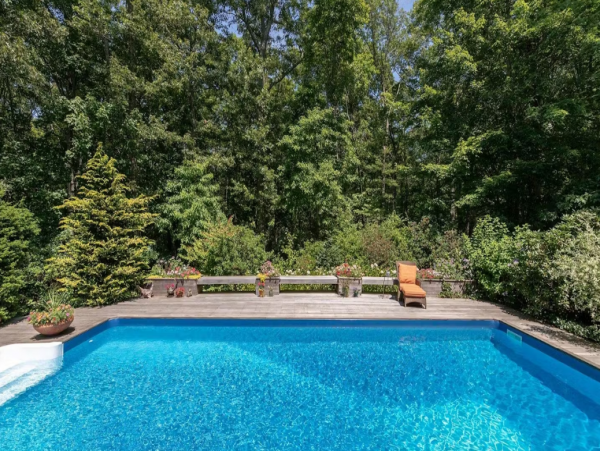 Luxury Sag Harbor Vacation Rental: Exclusive Hideaway
