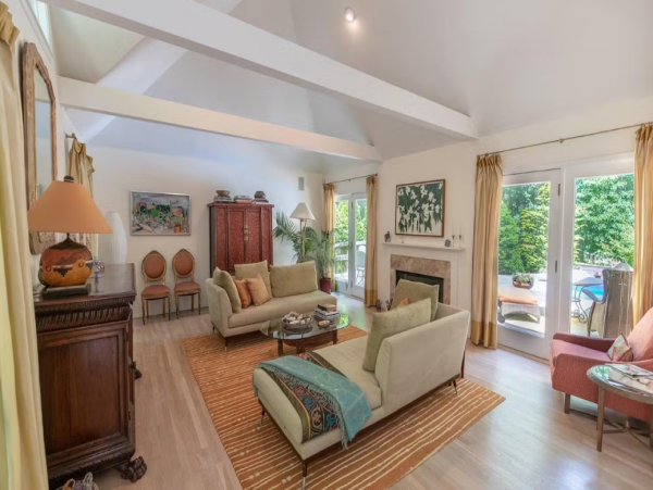 Luxury Sag Harbor Vacation Rental: Exclusive Hideaway