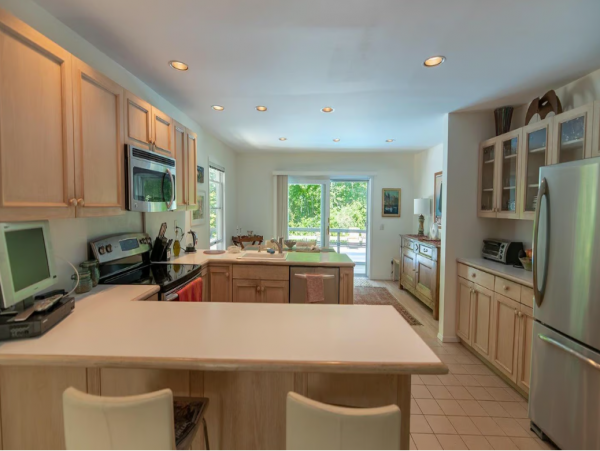 Luxury Sag Harbor Vacation Rental: Exclusive Hideaway