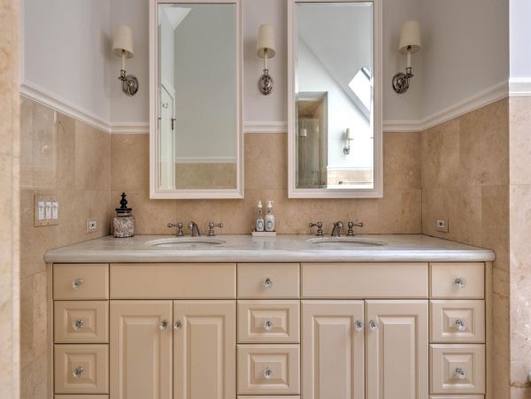 East Hamptons Vacation Home with Pool Four Bedroom