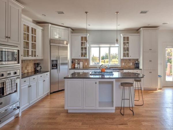 Hamptons Home 999872