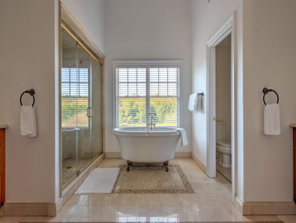 Hamptons Home 999872