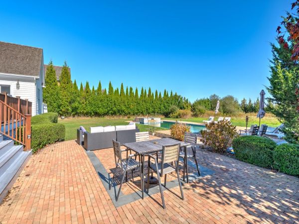 Hamptons Home 999872
