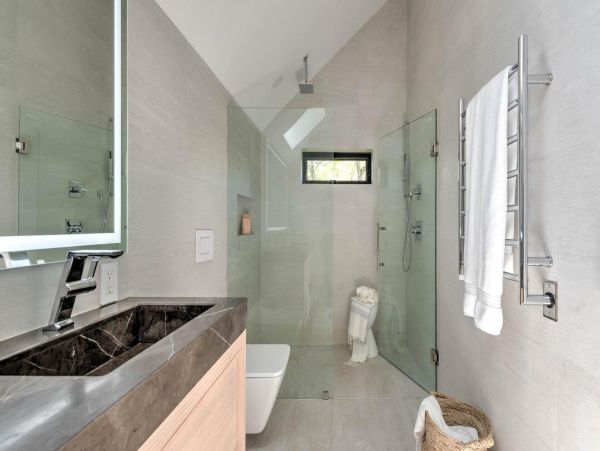 Water Mill Vacation Home Four Bedroom with Pool